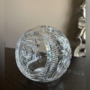 VTG Cut Crystal Globe Orb Paperweight Cigar Cigarette Table Ashtray ABP